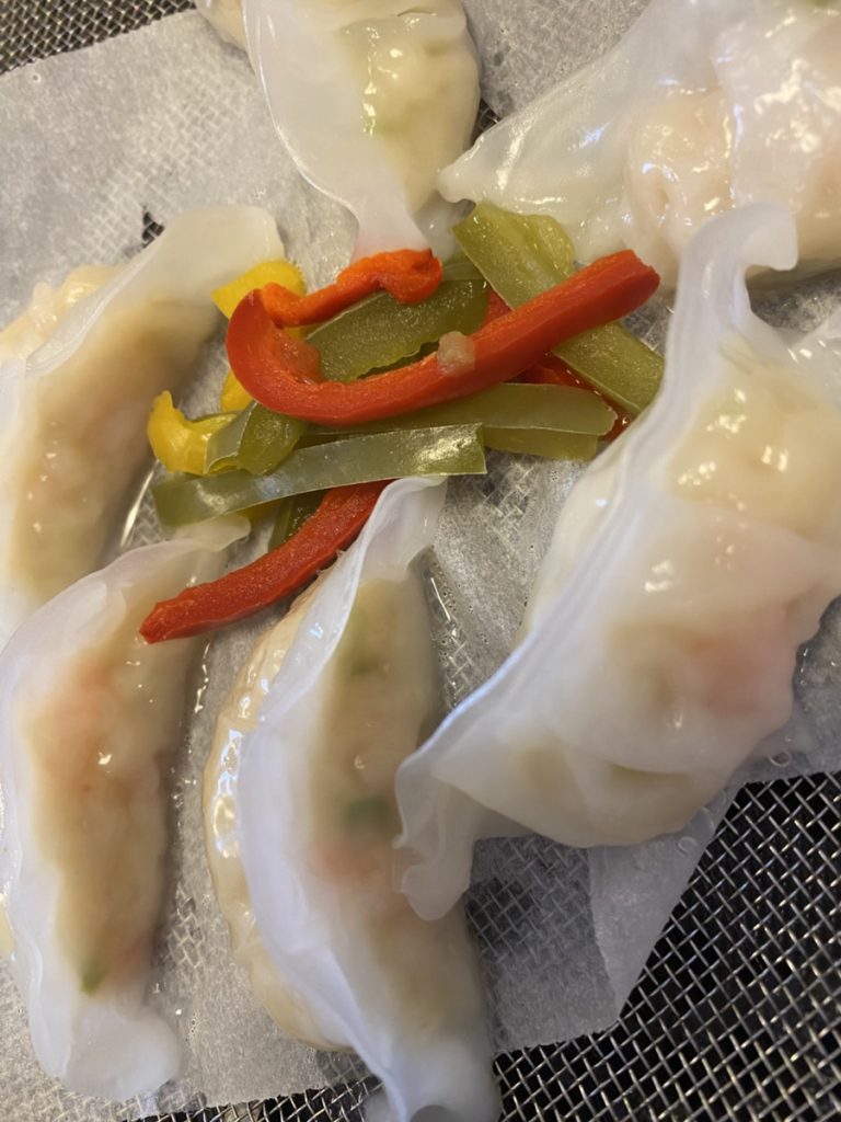 別府 地獄蒸し 海老餃子を追加オーダー