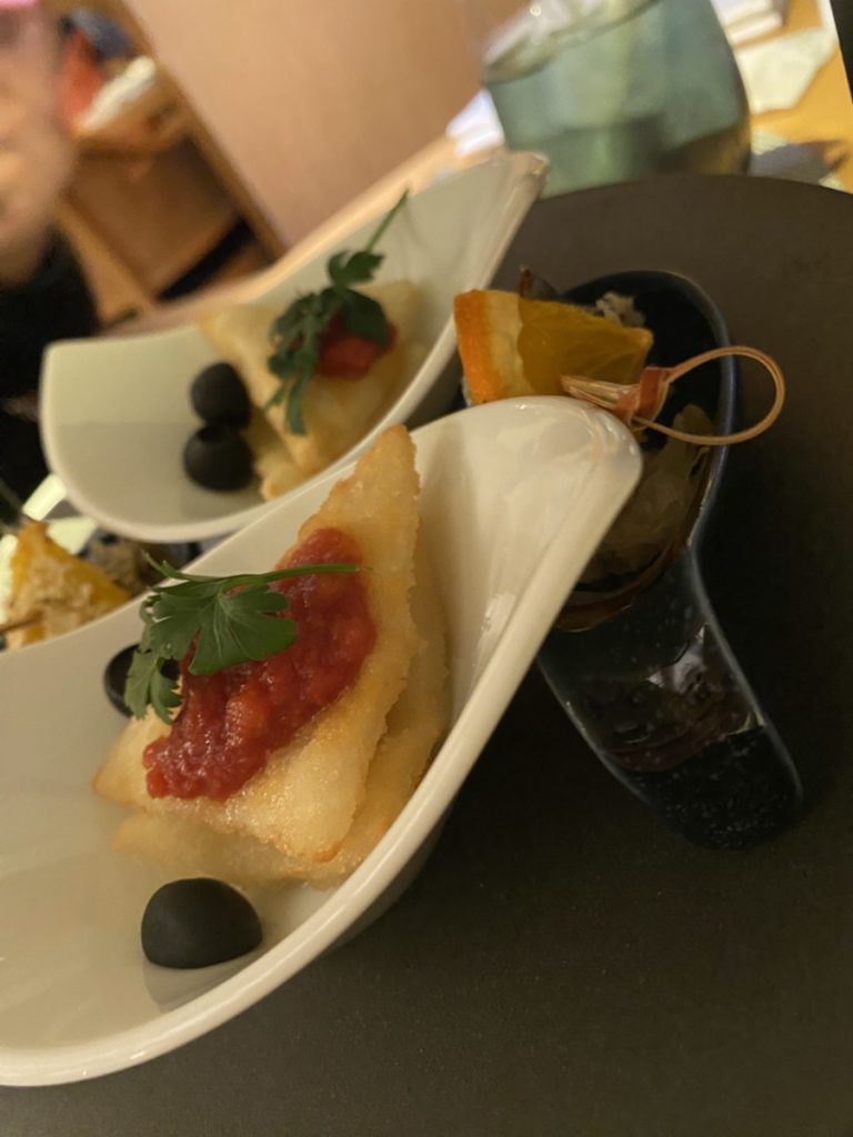 1日目 クラブラウンジ イブニングカクテル ホットカナッペ