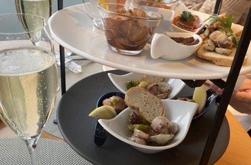 2日目 クラブラウンジ イブニングカクテル シャンパンとともに