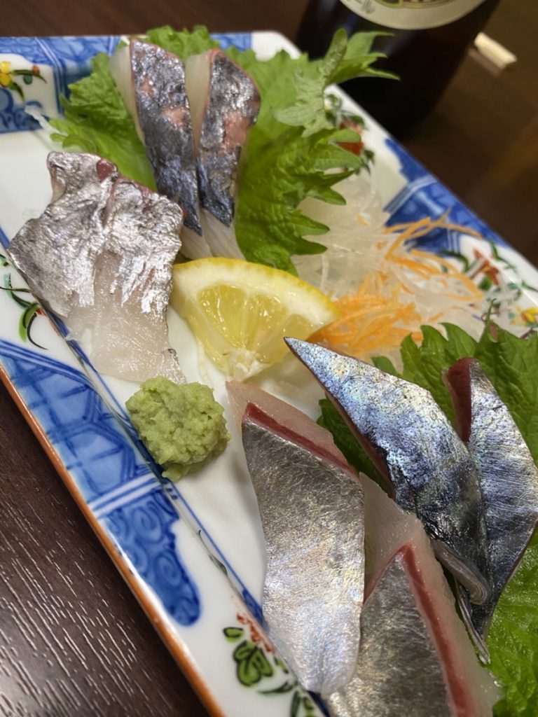 ろばた仁 関サバ・関アジハーフ盛り合わせ