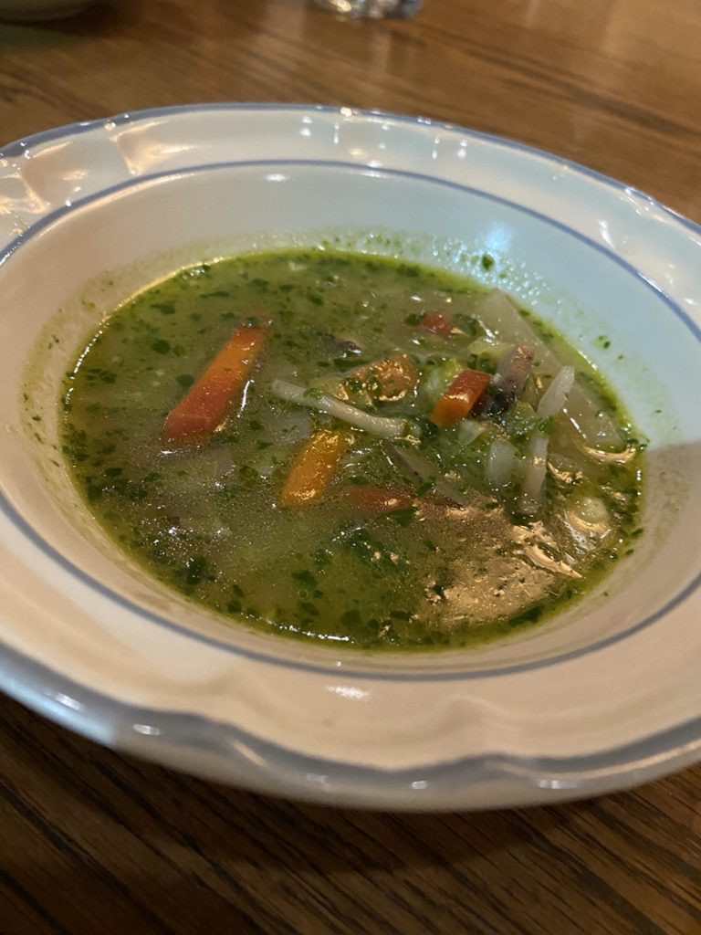 L'angolo(ランゴロ)野菜スープ