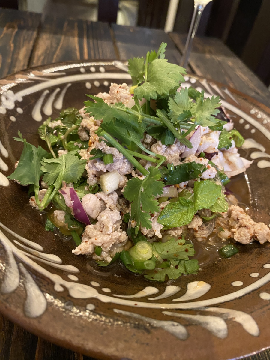 中崎町タイ料理の名店 ピタックごはん ラープウンセン