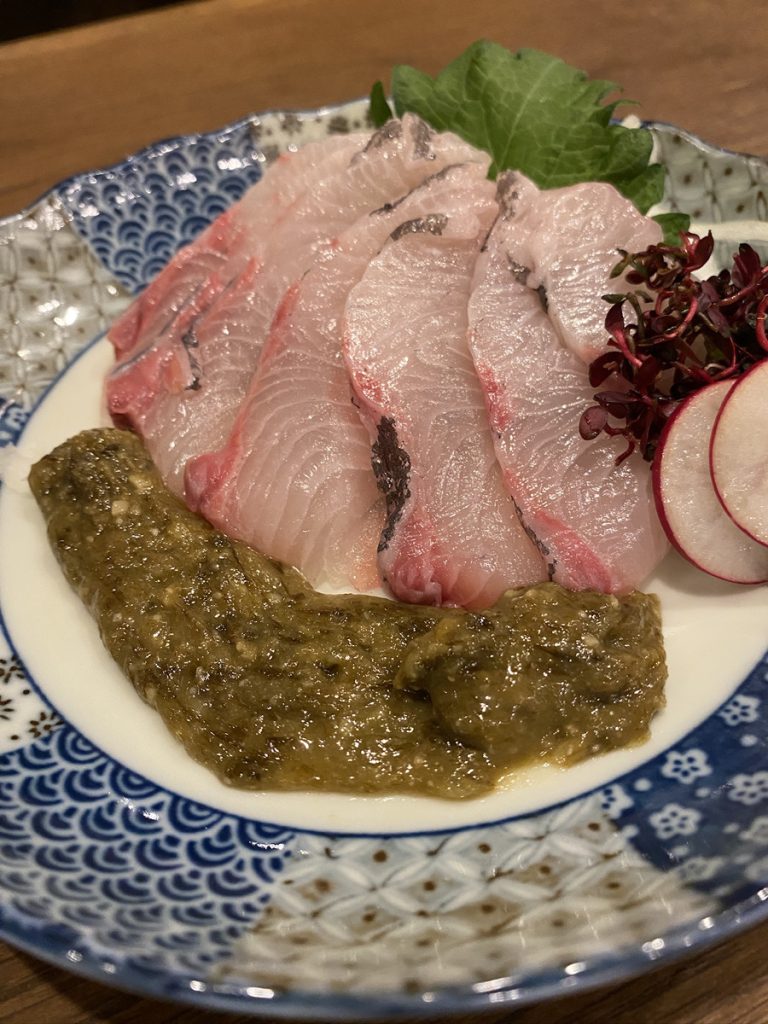 谷六おみかん ブリのお刺身