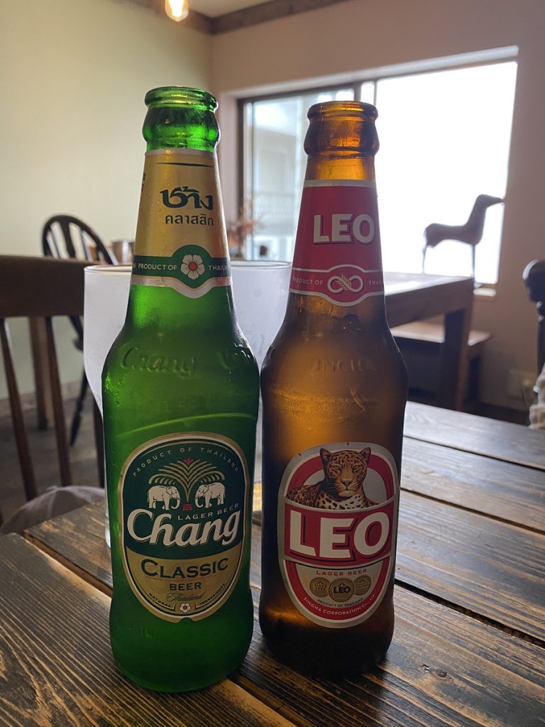 中崎町タイ料理の名店 ピタックごはん タイビール