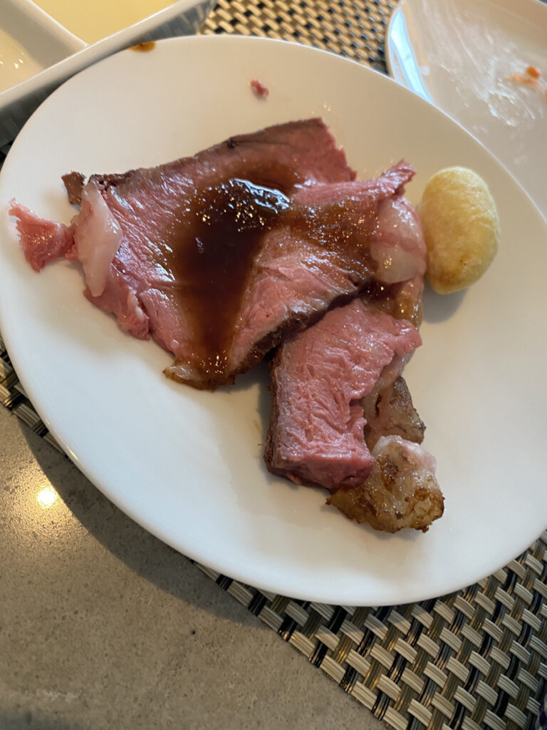 ダブルツリーbyヒルトン大阪城 SEN ダイニング ローストビーフ