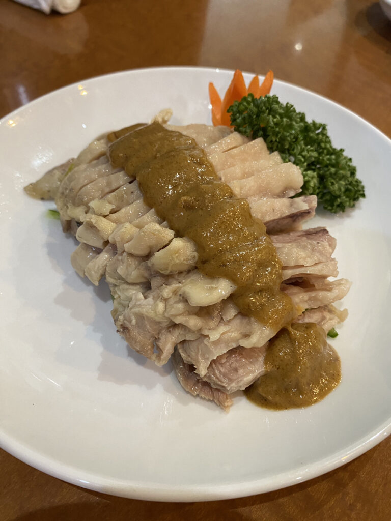 玉造 純華楼 蒸し鶏の胡麻ソース掛け