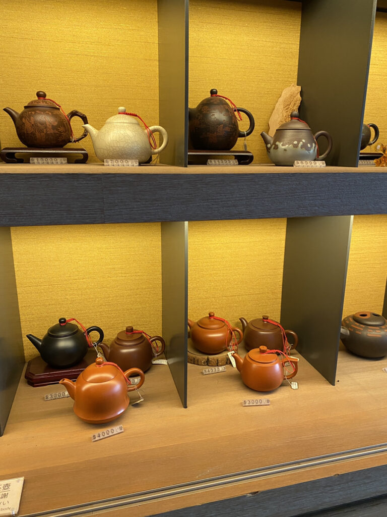 林茂森茶行の店内