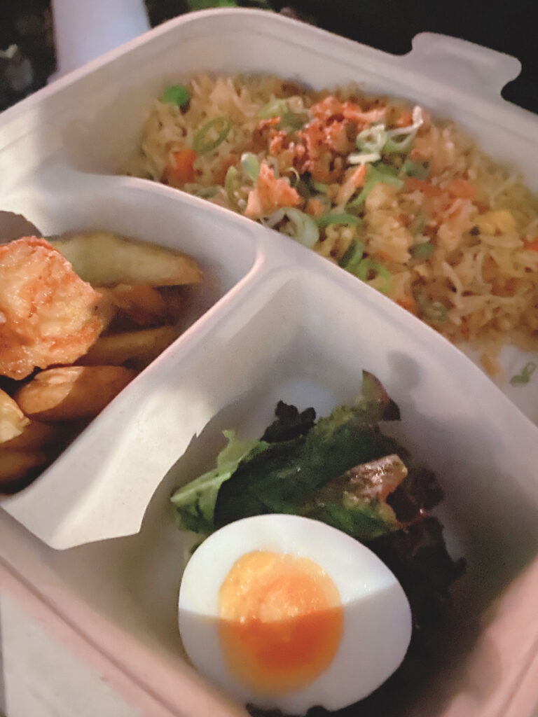 ナシゴレン・カンボン(違う角度から)