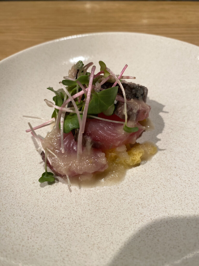 ハガツオとオレンジ白菜のサラダ