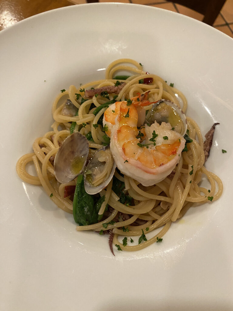 魚介のペペロンチーノ