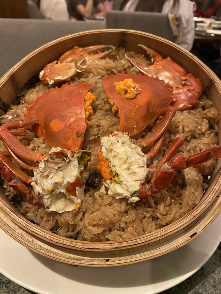 ワタリガニの台湾スタイルおこわ NT$1280