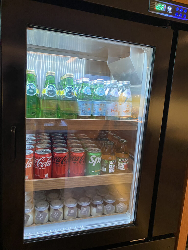 炭酸系のドリンクなど