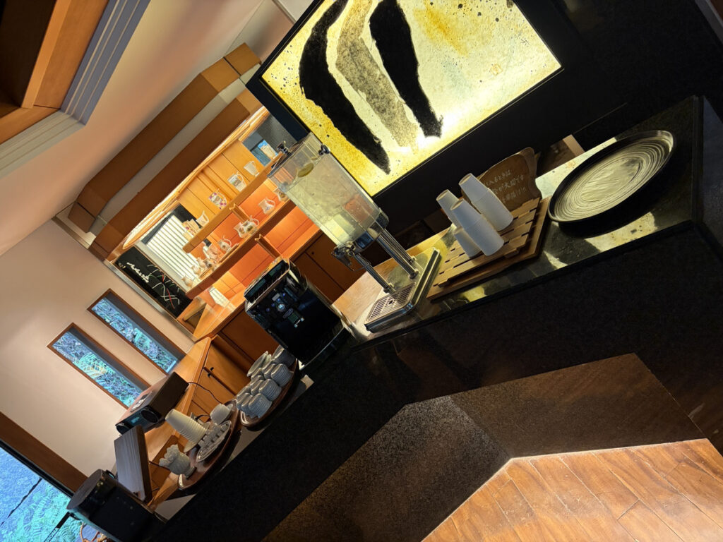 コーヒーやアイスキャンディーなどのサービス