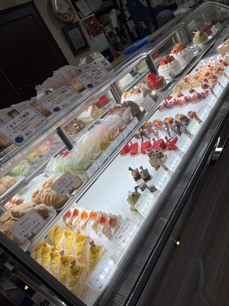 ケーキもたくさん