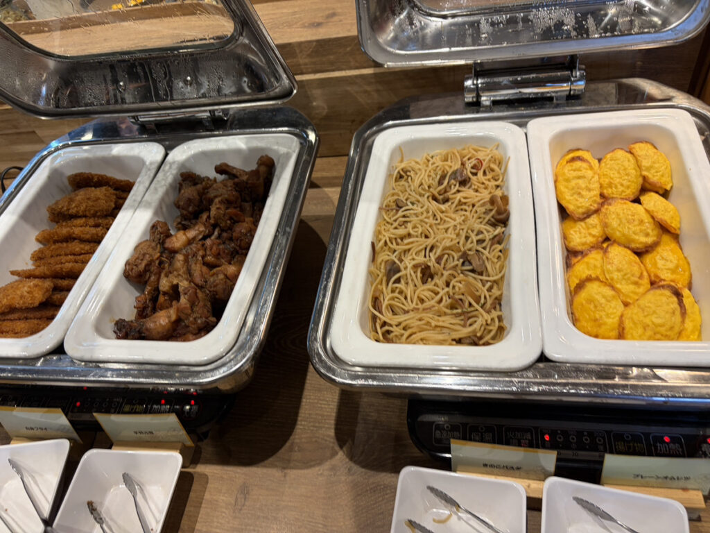 揚げ物やパスタ