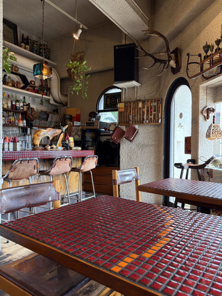 スペインバルの雰囲気