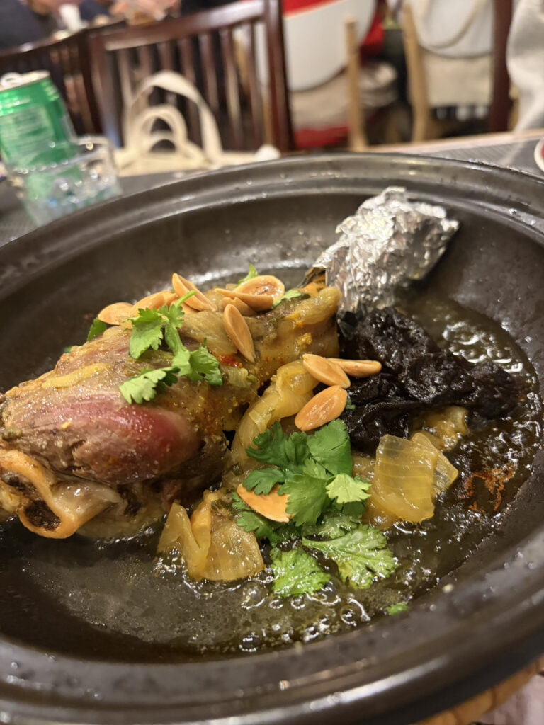 たぶんラム肉の煮込み